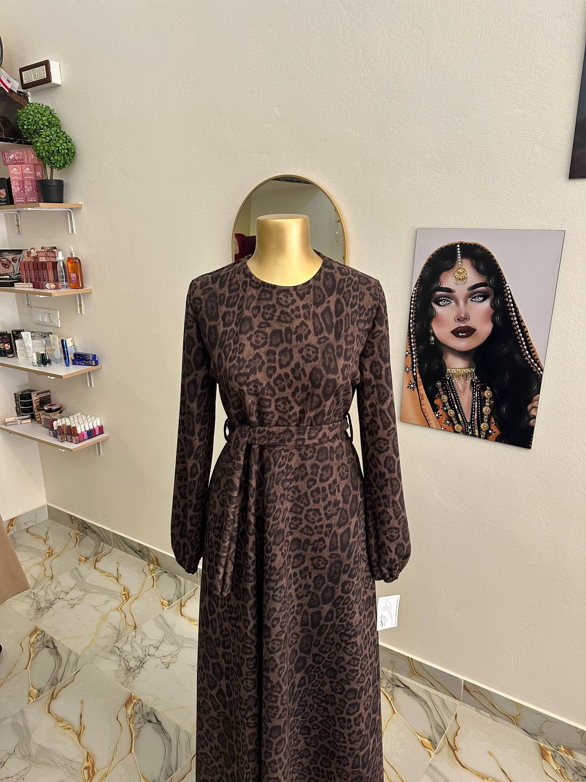 صورة منشأة DAR THARAA دار ثراء - قسم محل ألبسة نسائي في Jdeidet Artouz 7