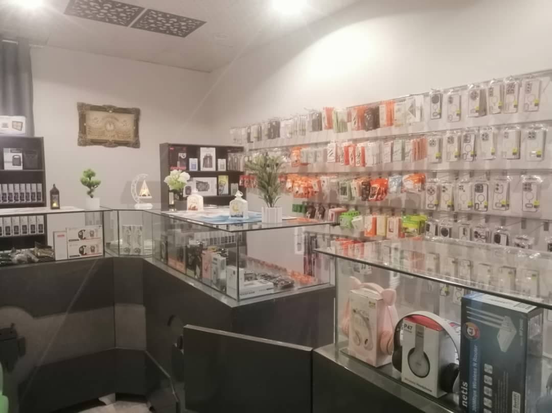 صورة منشأة محروس للاتصالات - قسم محل موبايلات وإكسسوارات في Jdeidet Artouz 8