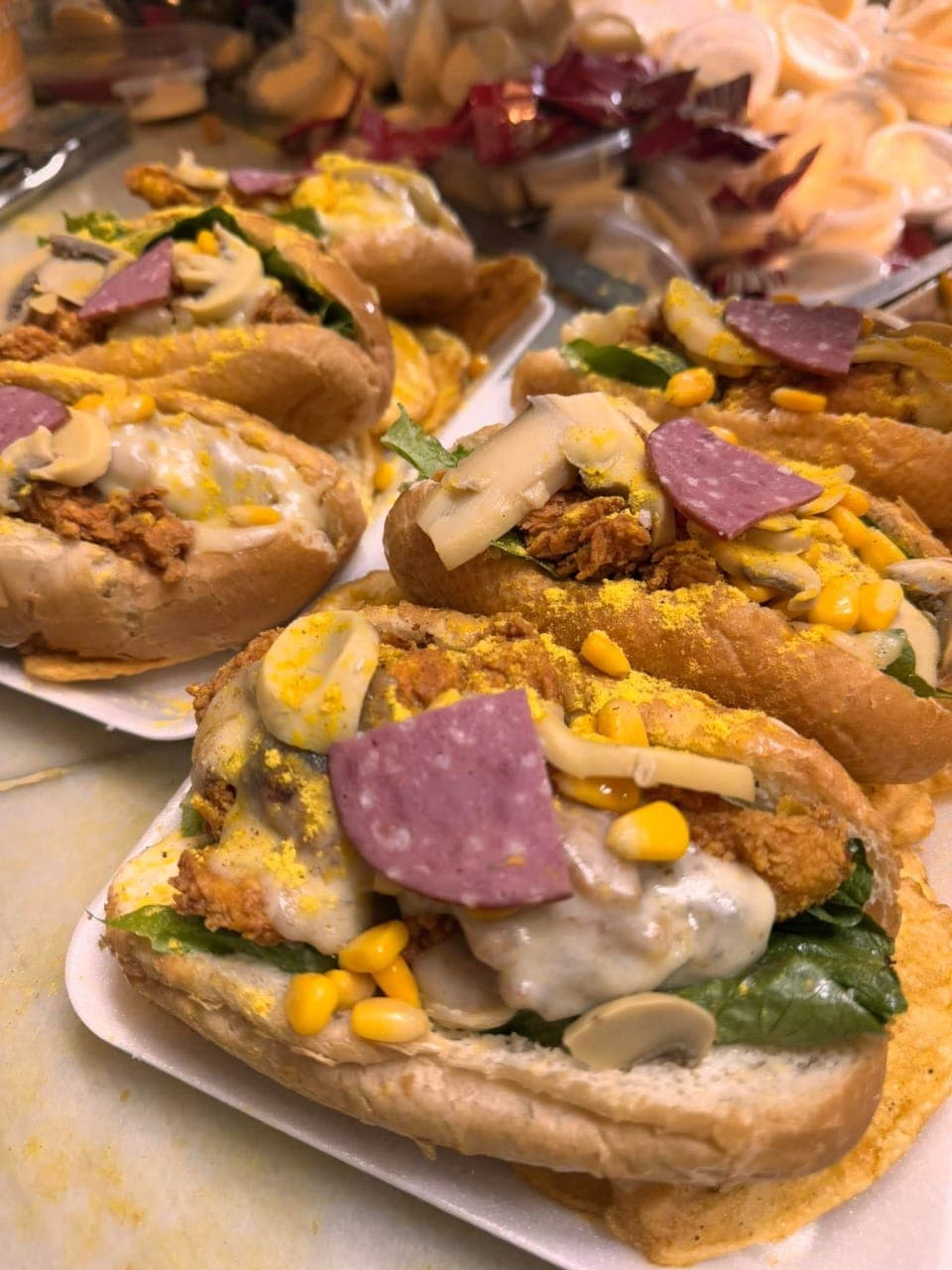 صورة منشأة white chicken- وايت تشكن - قسم مطاعم غربية في ساروجة 6