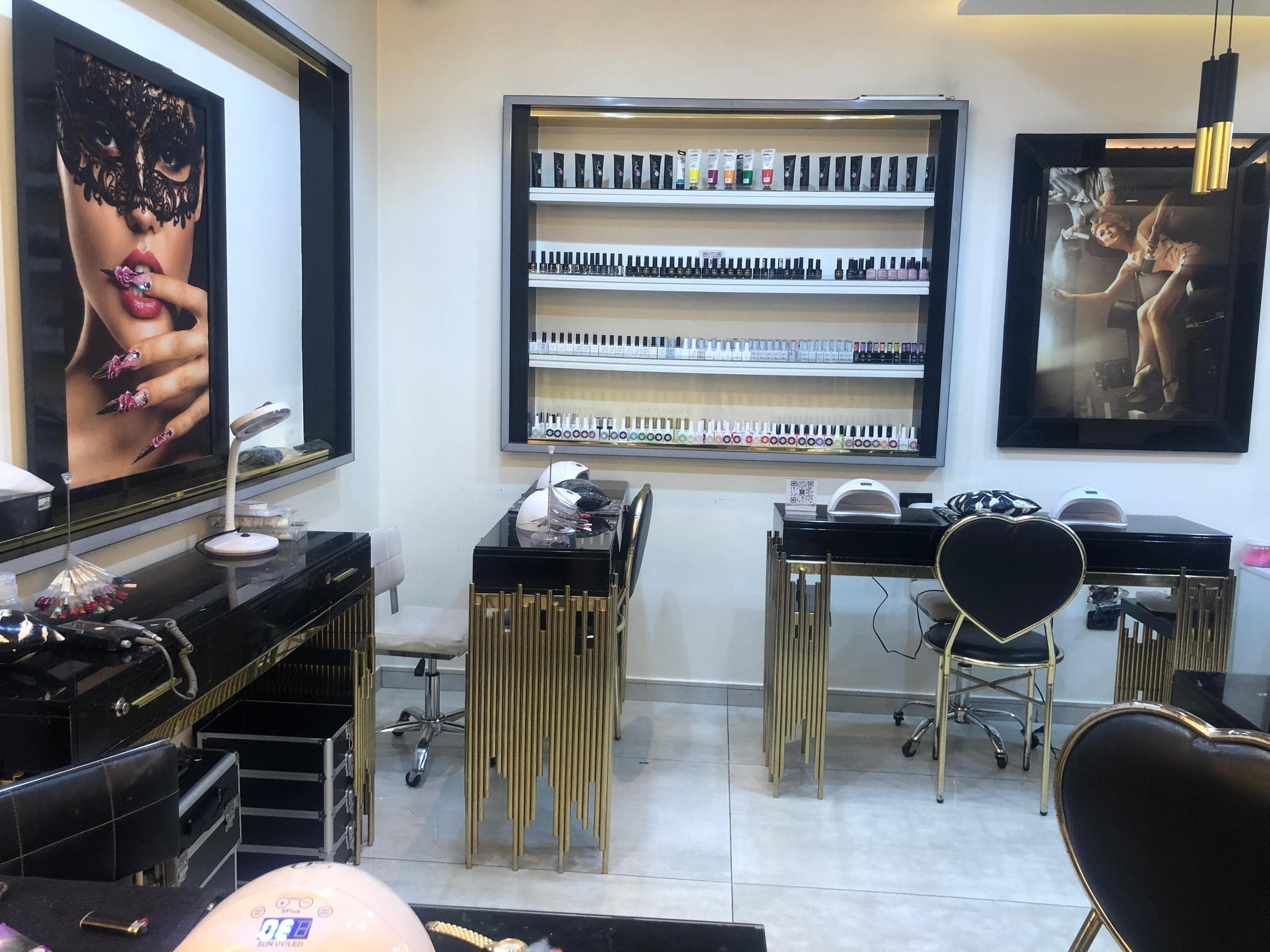 صورة منشأة EMELA BEAUTY CENTER - قسم صالونات التجميل (للنساء والرجال) في المزة 7