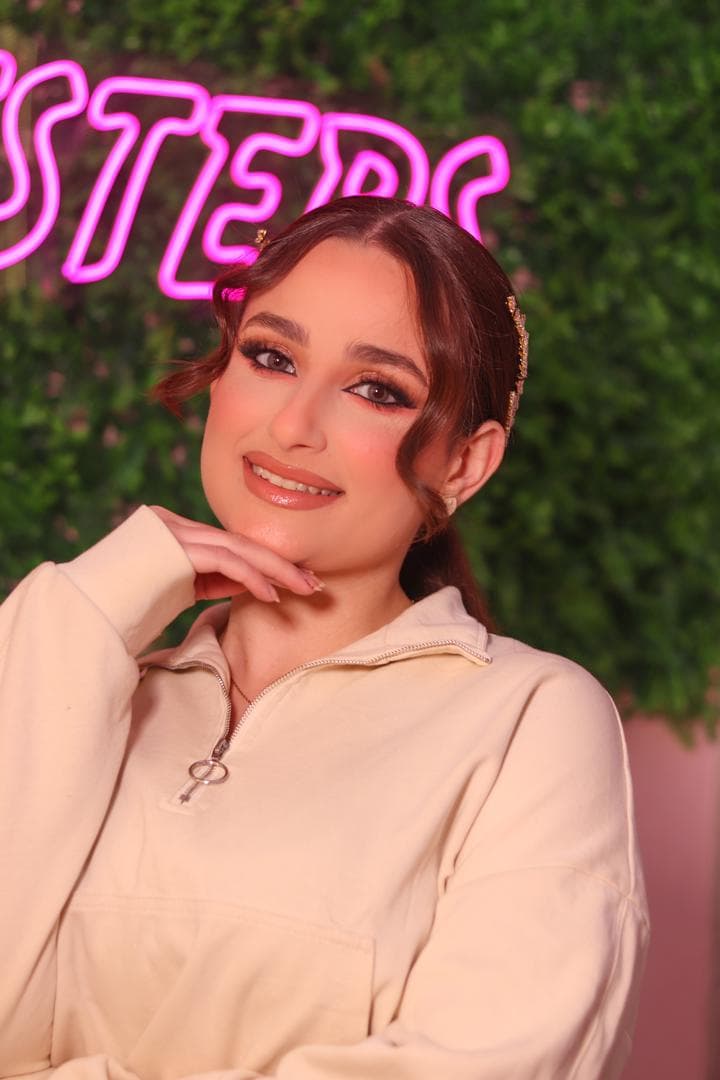 صورة منشأة صالون Sisters - قسم صالونات التجميل (للنساء والرجال) في المزة 7