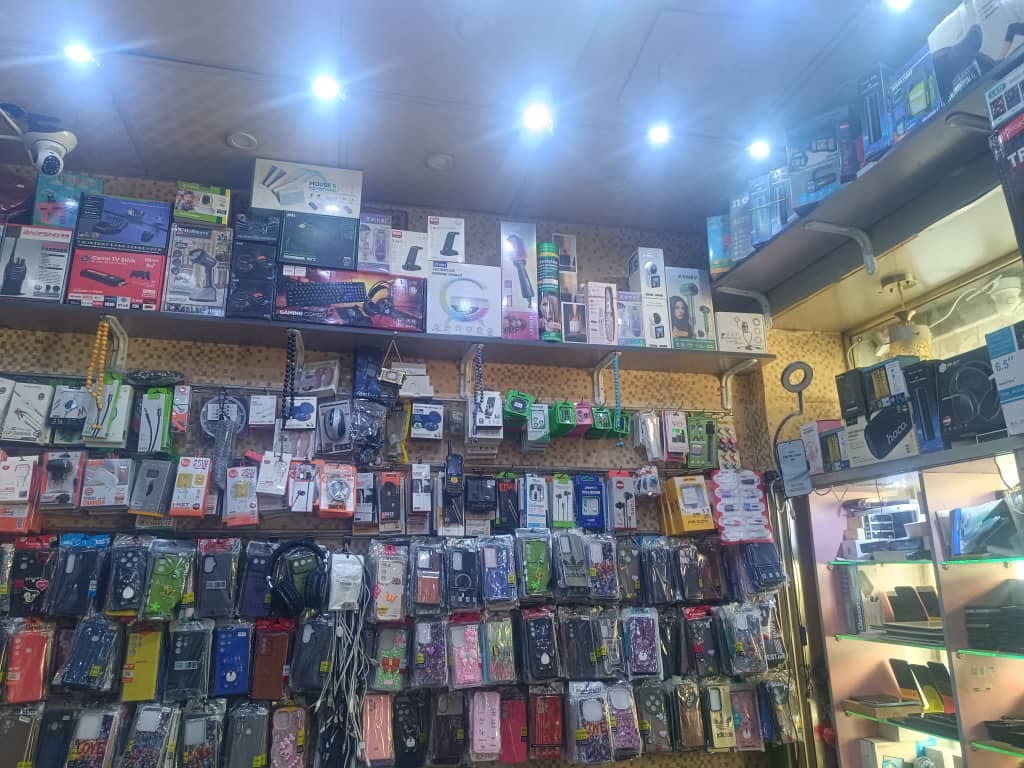 صورة منشأة محل عامر وشلاش موبايلات - قسم محل موبايلات وإكسسوارات في قطنا 2