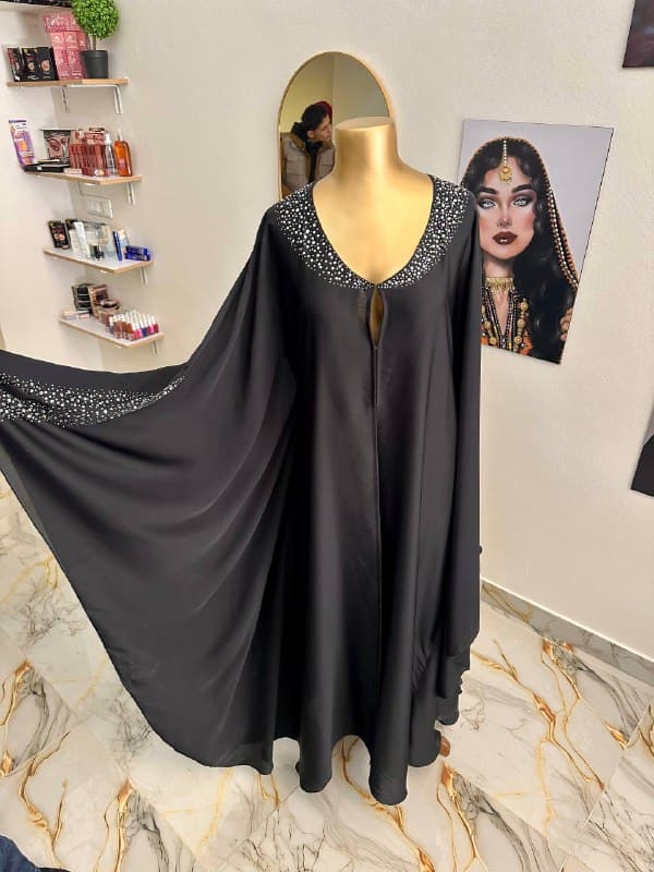 صورة منشأة DAR THARAA دار ثراء - قسم محل ألبسة نسائي في Jdeidet Artouz 10