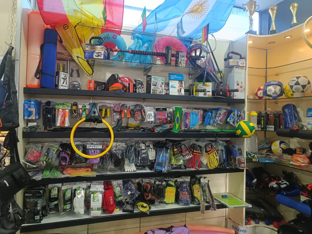 صورة منشأة Hi shoes - قسم محل أحذية في Jdeidet Artouz 10