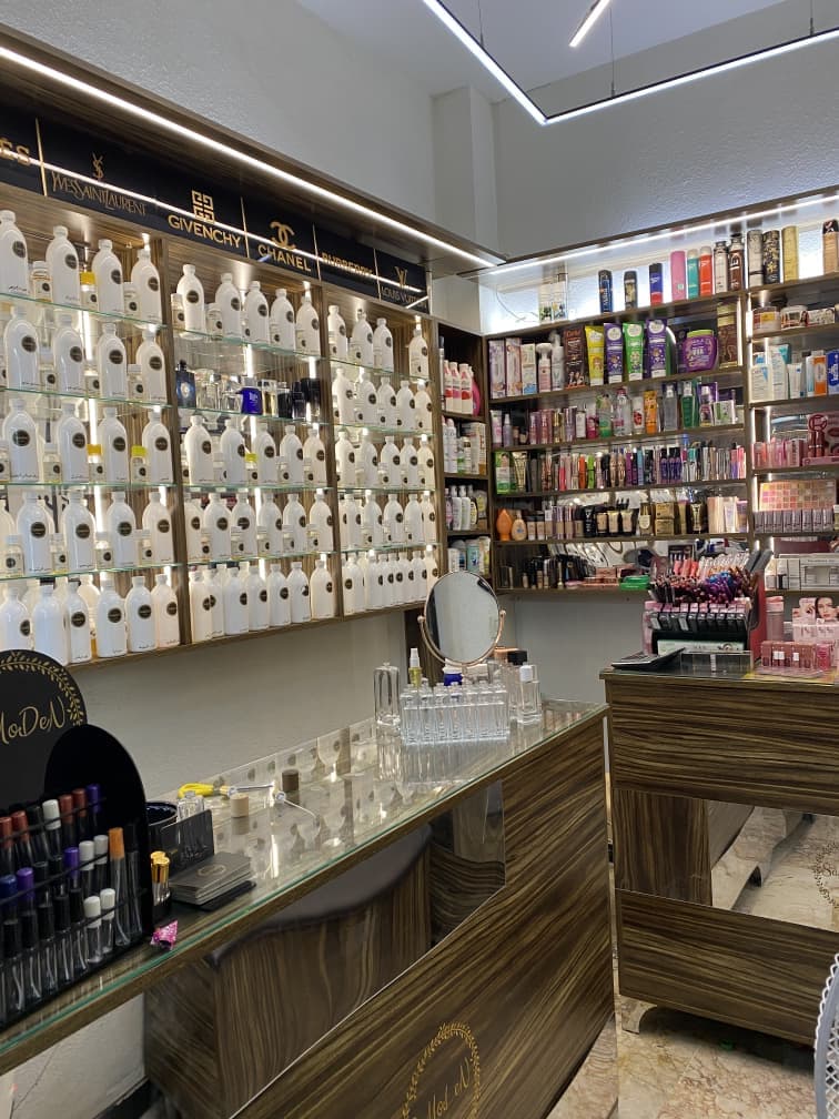 صورة منشأة samoden - قسم محل عطور ومواد تجميل في الميدان 2