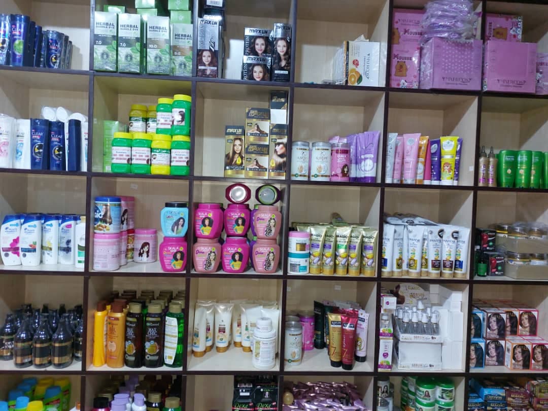 صورة منشأة مركز التسوق الصيني والعربي - قسم محل عطور ومواد تجميل في المدينة القديمة 2