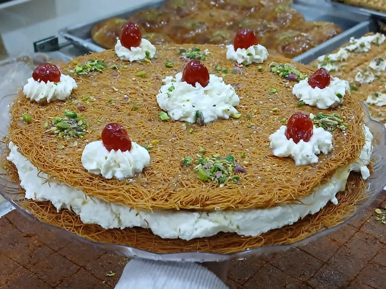 صورة منشأة مخبز وحلويات بدر الخير - قسم \ مخبز الكعك \ الحلويات في الميدان 3