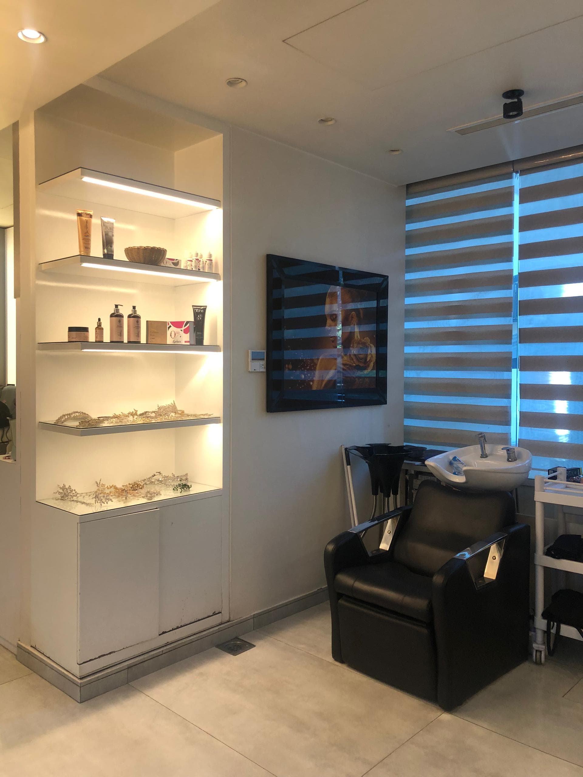 صورة منشأة EMELA BEAUTY CENTER - قسم صالونات التجميل (للنساء والرجال) في المزة 3