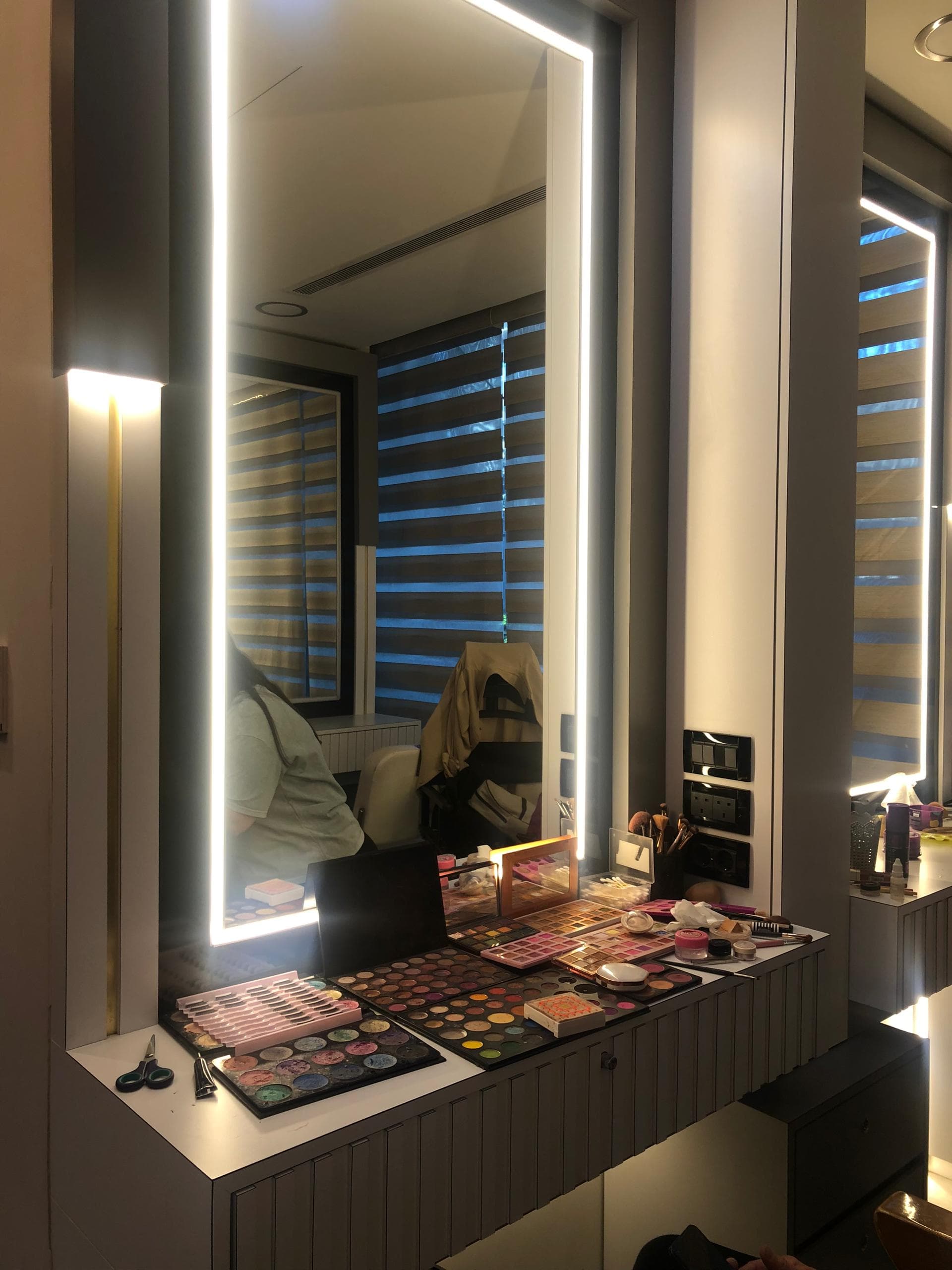 صورة منشأة EMELA BEAUTY CENTER - قسم صالونات التجميل (للنساء والرجال) في المزة 8