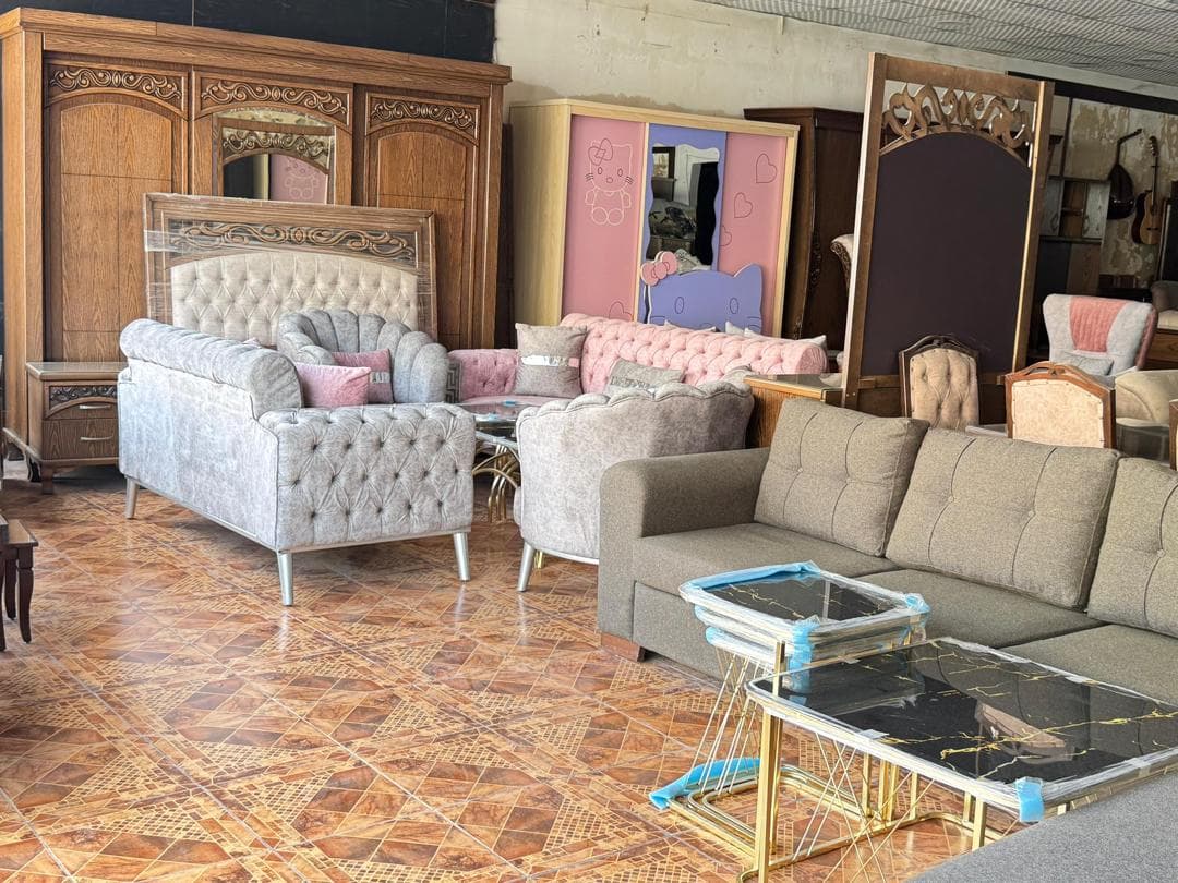 صورة منشأة معرض البركة مفروشات وكهربائيات. - قسم محل مفروشات / ستاير في Jdeidet Artouz 10